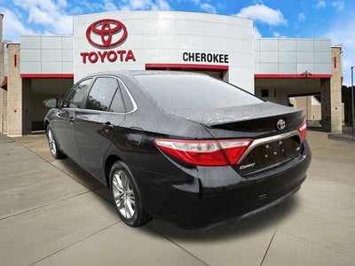 2017 Toyota Camry SE