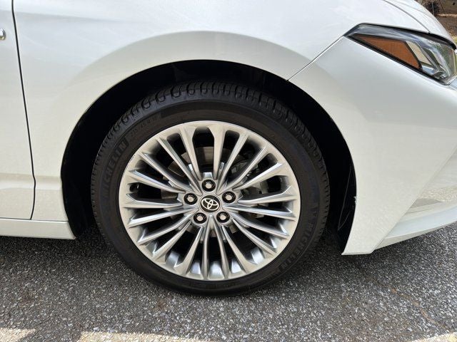 2021 Toyota Avalon Hybrid Limited