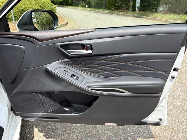2021 Toyota Avalon Hybrid Limited
