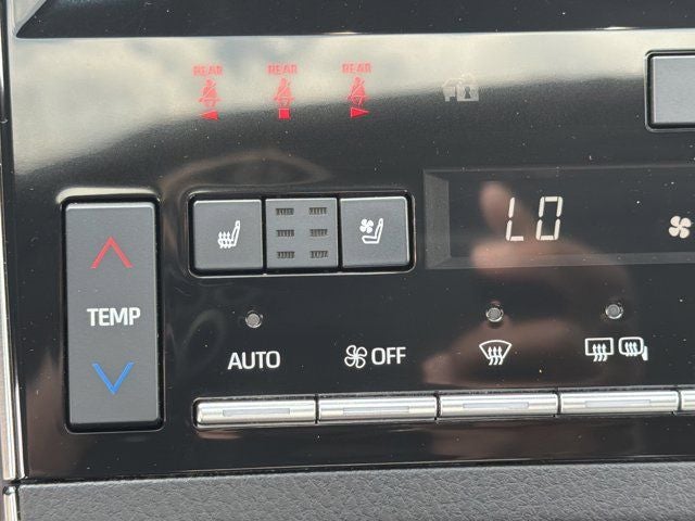2021 Toyota Avalon Hybrid Limited