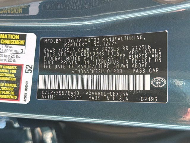 2025 Toyota Camry SE