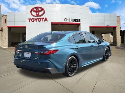 2025 Toyota Camry SE
