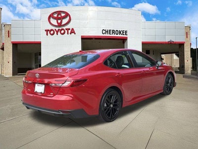 2025 Toyota Camry SE