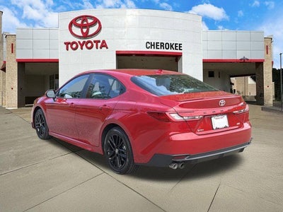 2025 Toyota Camry SE