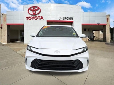 2025 Toyota Camry LE
