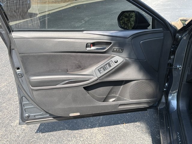 2022 Toyota Avalon Touring