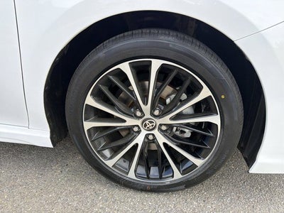 2020 Toyota Camry SE