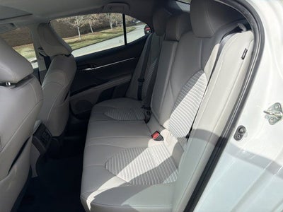 2020 Toyota Camry SE