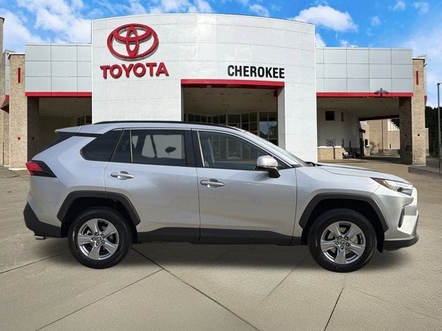 2023 Toyota RAV4 Hybrid XLE