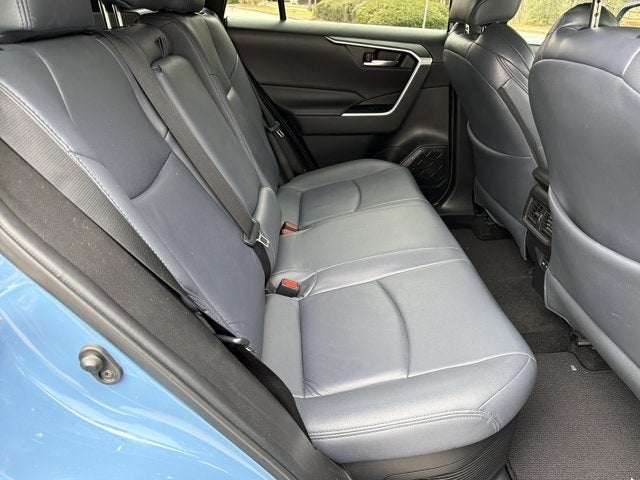 2022 Toyota RAV4 Hybrid SE