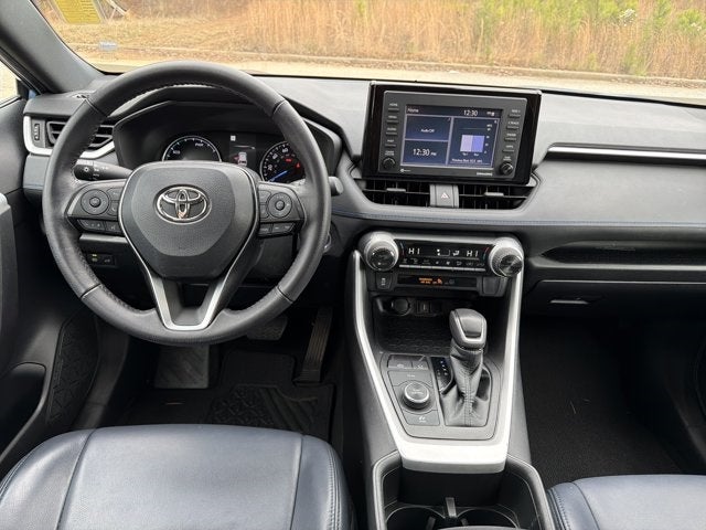 2022 Toyota RAV4 Hybrid SE