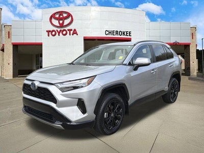 2024 Toyota RAV4 Hybrid SE