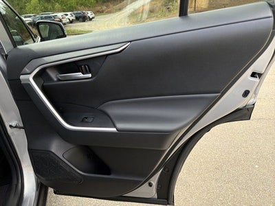 2024 Toyota RAV4 Hybrid SE