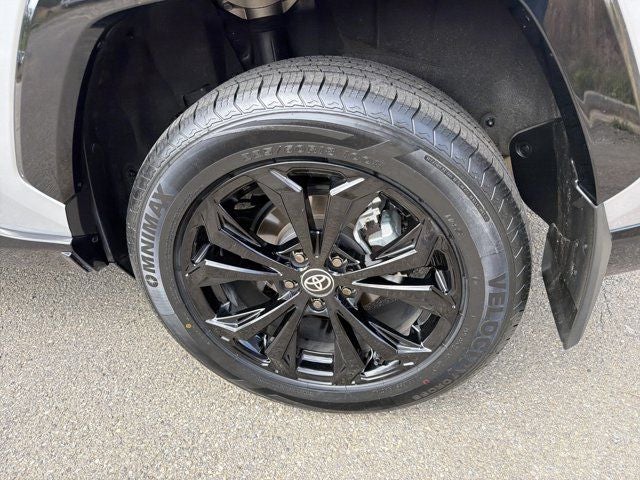 2024 Toyota RAV4 Hybrid SE