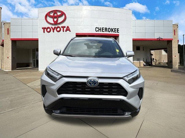 2024 Toyota RAV4 Hybrid SE