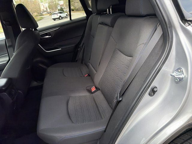 2024 Toyota RAV4 Hybrid SE