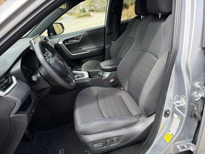 2024 Toyota RAV4 Hybrid SE