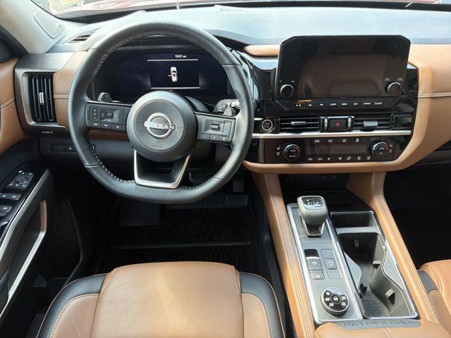 2023 Nissan Pathfinder Platinum
