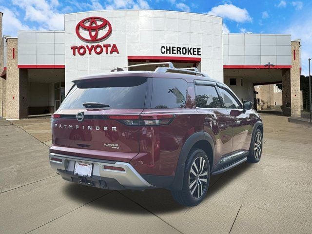 2023 Nissan Pathfinder Platinum