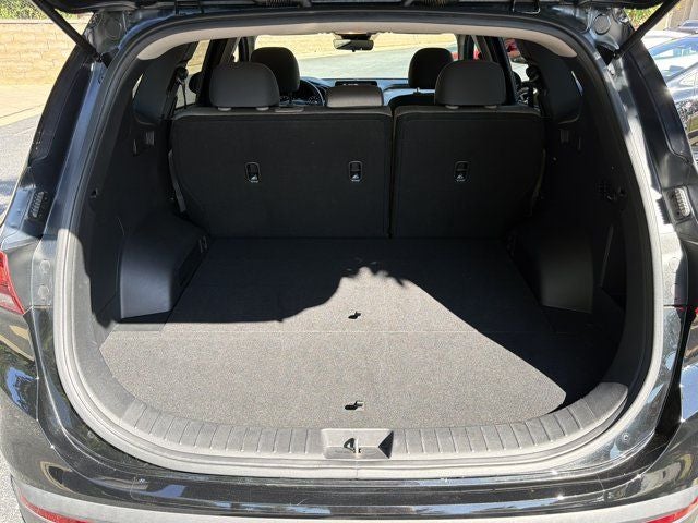 2022 Hyundai Santa Fe SE
