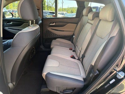 2022 Hyundai Santa Fe SE