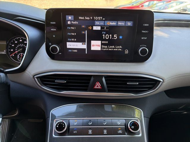 2022 Hyundai Santa Fe SE