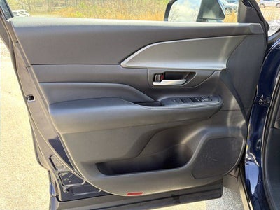 2025 Toyota Grand Highlander XLE