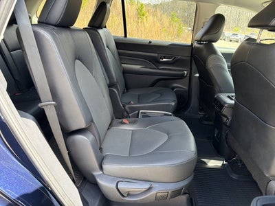 2025 Toyota Grand Highlander XLE