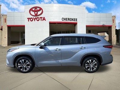 2020 Toyota Highlander XLE