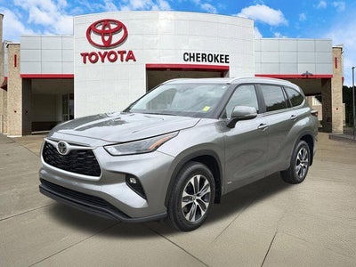 2026 Toyota Highlander Hybrid XLE