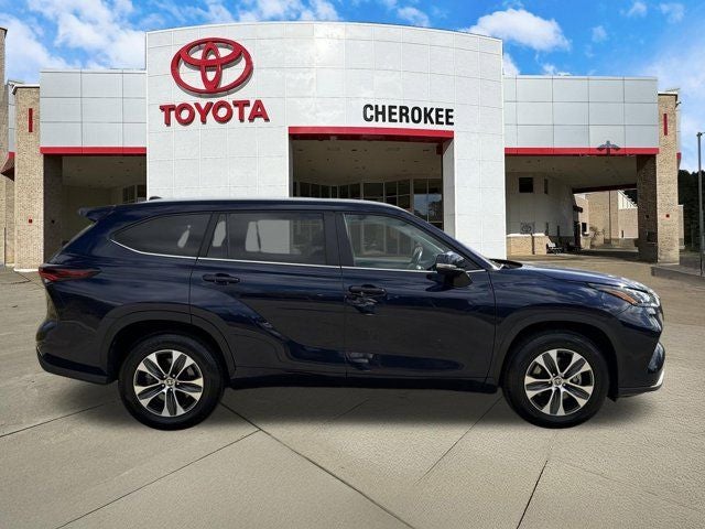 2024 Toyota Highlander XLE