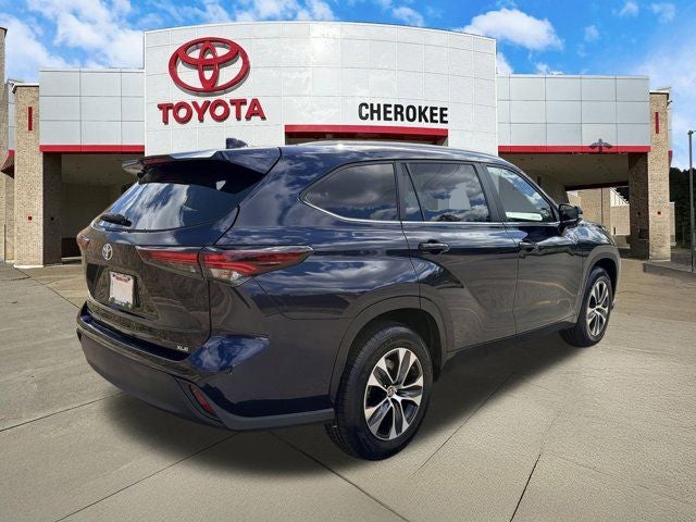 2024 Toyota Highlander XLE