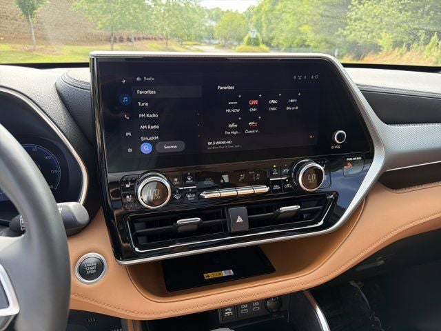 2024 Toyota Highlander Platinum