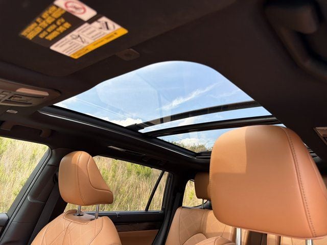 2024 Toyota Highlander Platinum