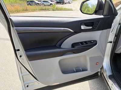 2019 Toyota Highlander Limited Platinum