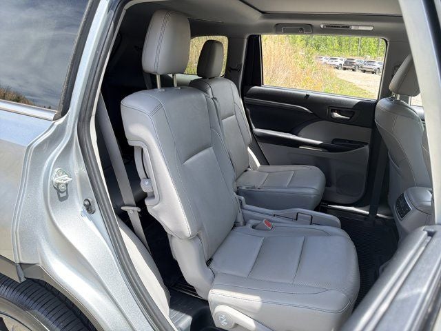 2019 Toyota Highlander Limited Platinum