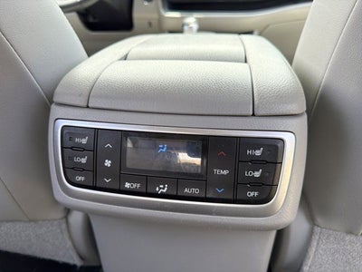2019 Toyota Highlander Limited Platinum