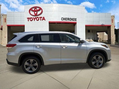 2019 Toyota Highlander Limited Platinum
