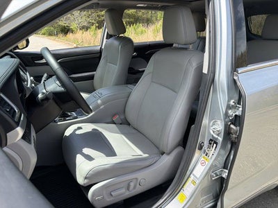2019 Toyota Highlander Limited Platinum
