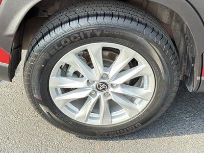 2022 Toyota Corolla Cross LE