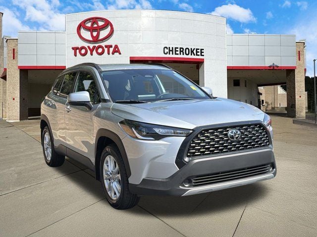2024 Toyota Corolla Cross LE