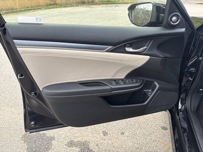 2018 Honda Civic Touring