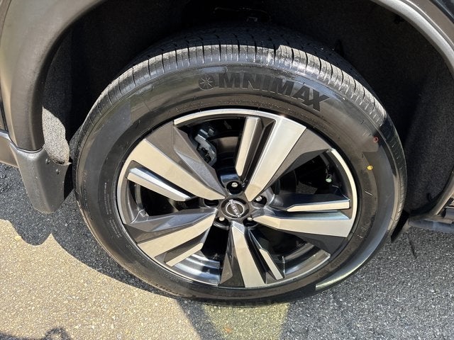 2025 Nissan Rogue SL