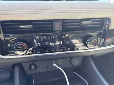 2025 Nissan Rogue SL