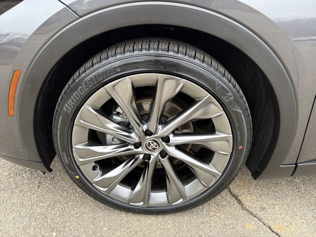 2024 Toyota Crown Limited