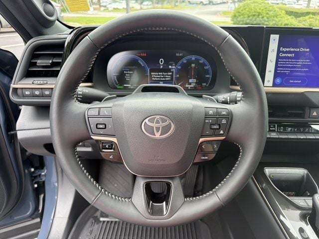 2025 Toyota Crown Signia Limited
