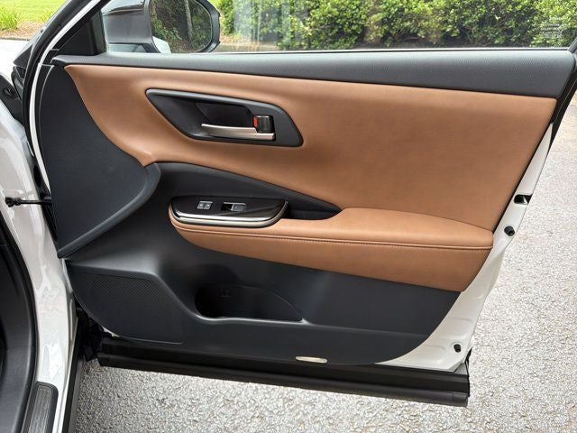 2025 Toyota Crown Signia Limited