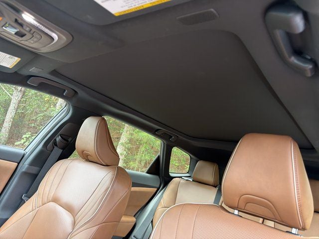 2025 Toyota Crown Signia Limited