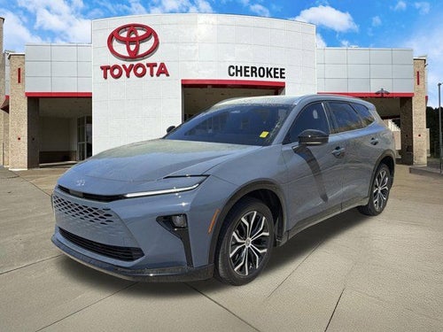 2025 Toyota Crown Signia XLE