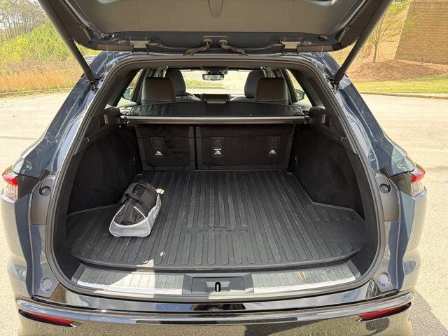 2025 Toyota Crown Signia Limited